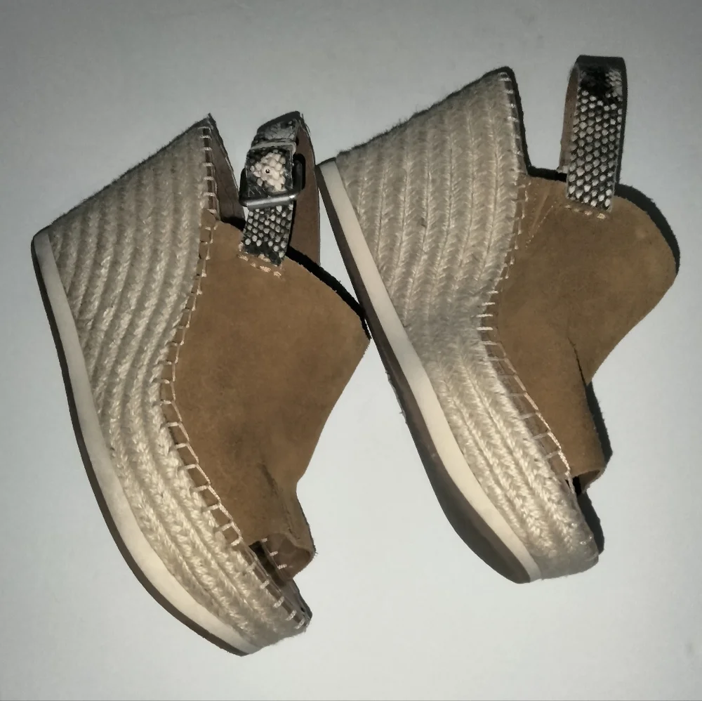 Dolce Vita (Size 8.5) Camel Brown Suede Animal Print Strap Espadrille Sandals